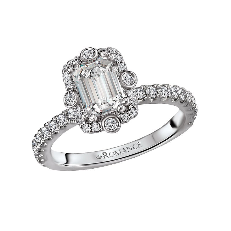 Elegant Halo Diamond Engagement Ring in 18K White Gold