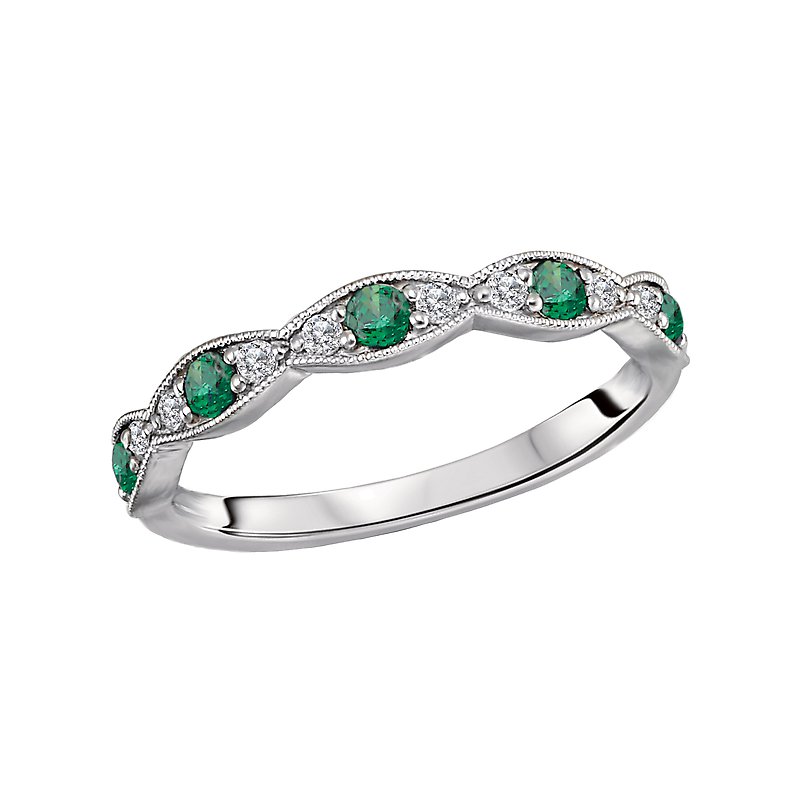 Luxora Classic 14K White Gold Tsavorite and Diamond Scalloped Fashion Ring